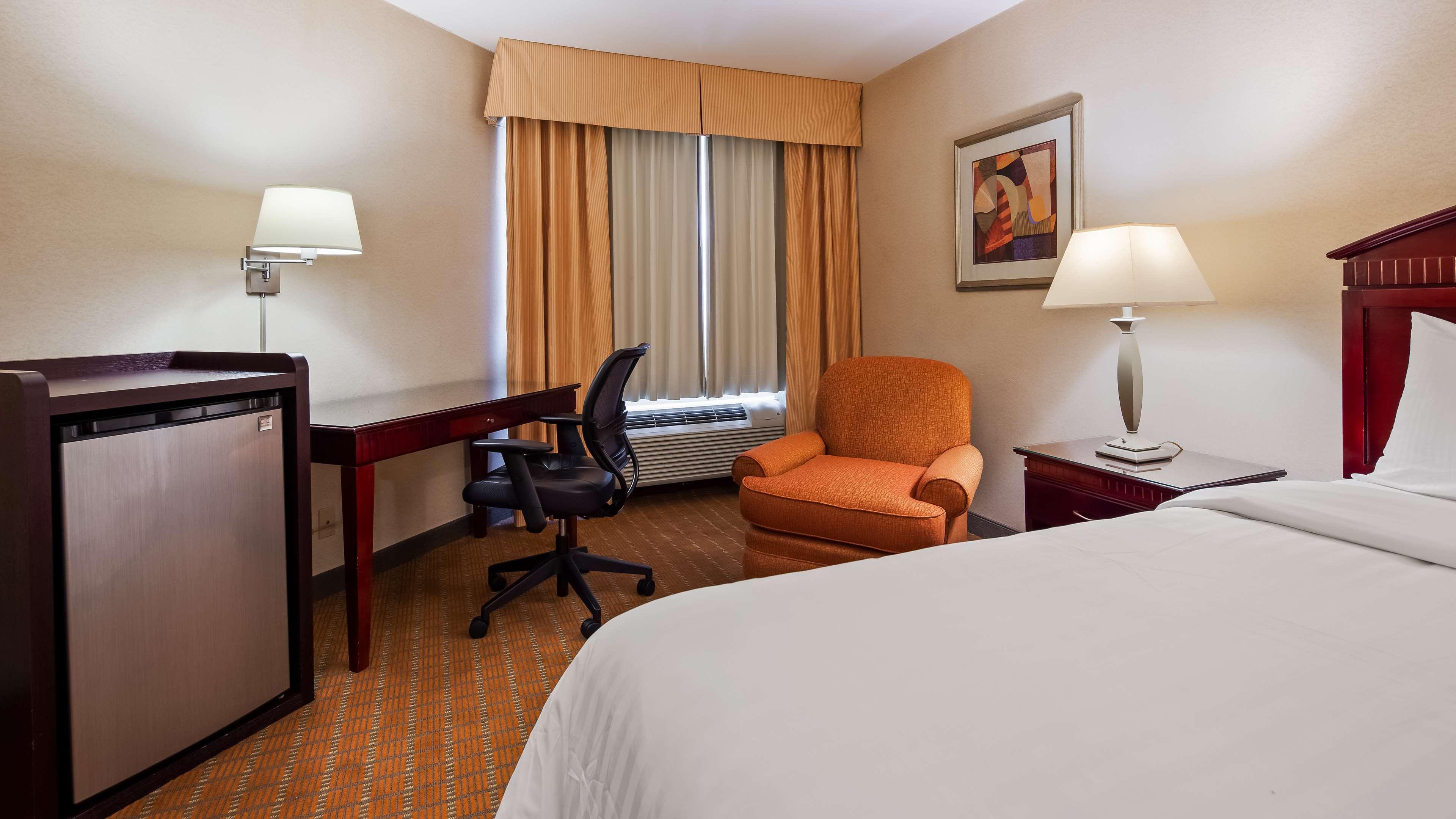 Best Western Plus West Covina Inn Экстерьер фото