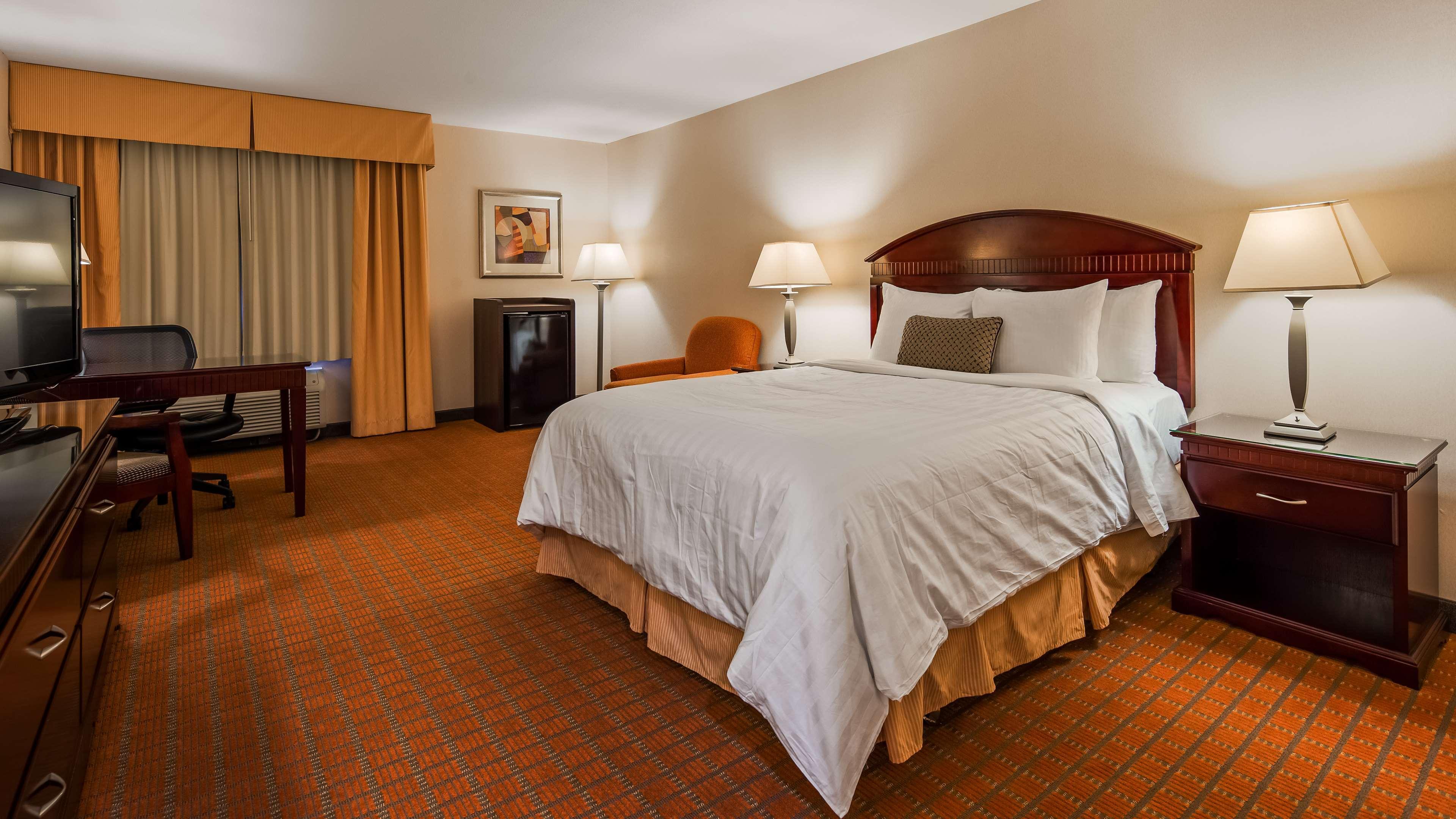 Best Western Plus West Covina Inn Экстерьер фото